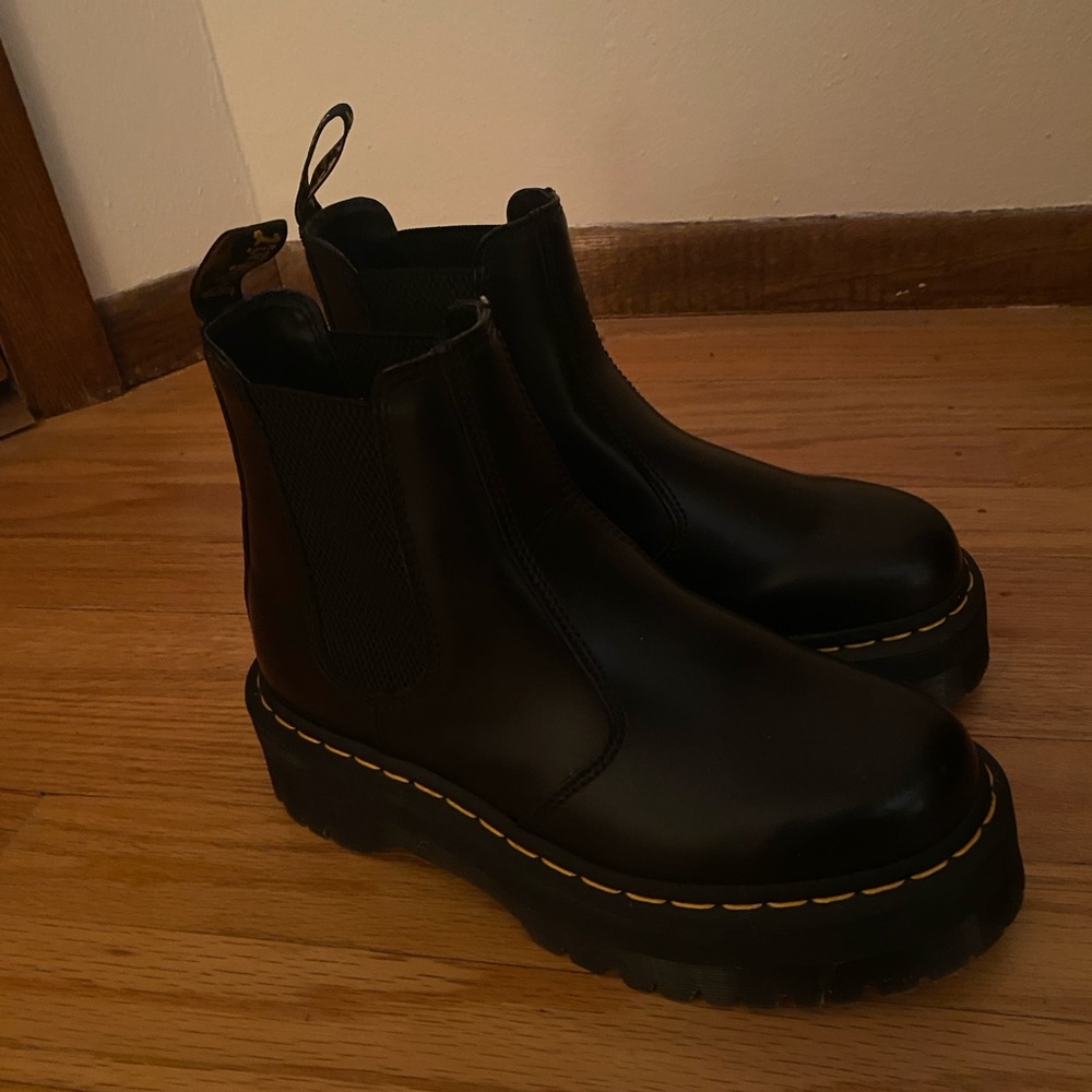 Black Platform Chelsea Boots